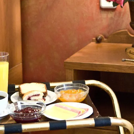 Hotell Alkistis 2*