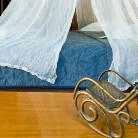 Отель Alkistis 2*